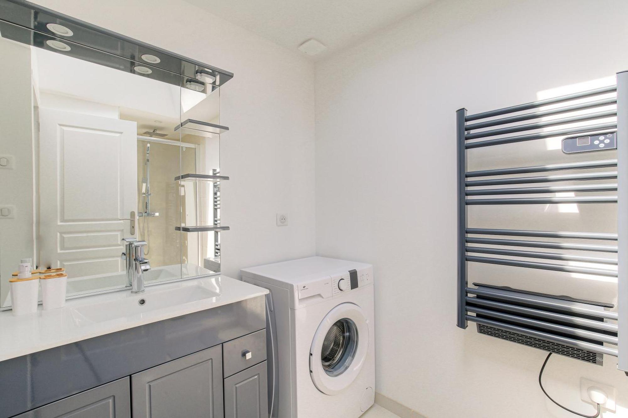 Maison Cosy Avec Terrasse A 15 Minutes De Lyon Et Wifi Rillieux-la-Pape Экстерьер фото
